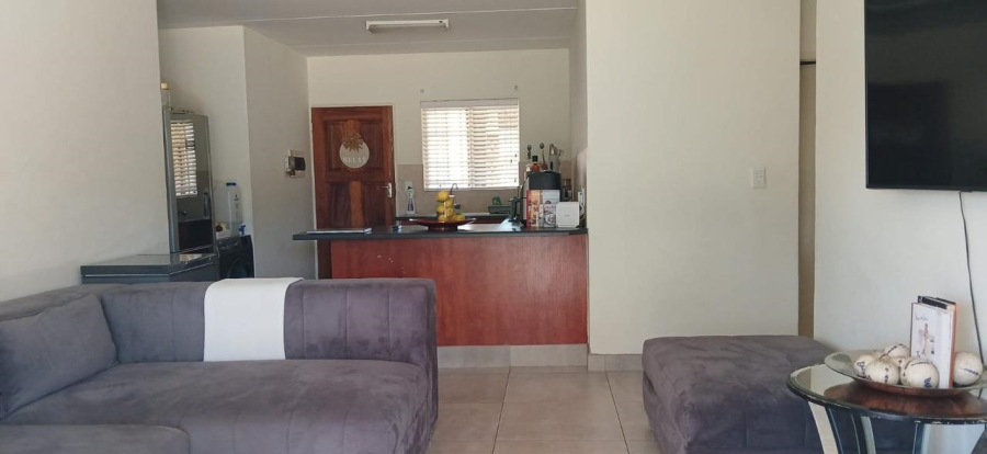 To Let 2 Bedroom Property for Rent in Noordwyk Gauteng