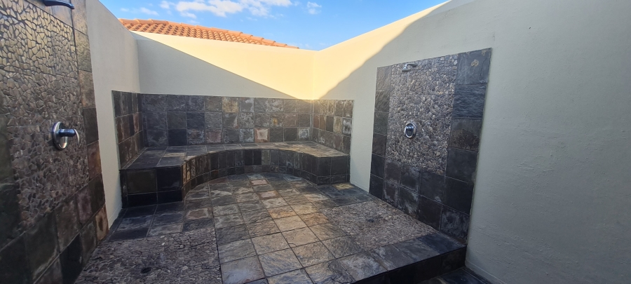 4 Bedroom Property for Sale in Blue Valley Golf Estate Gauteng