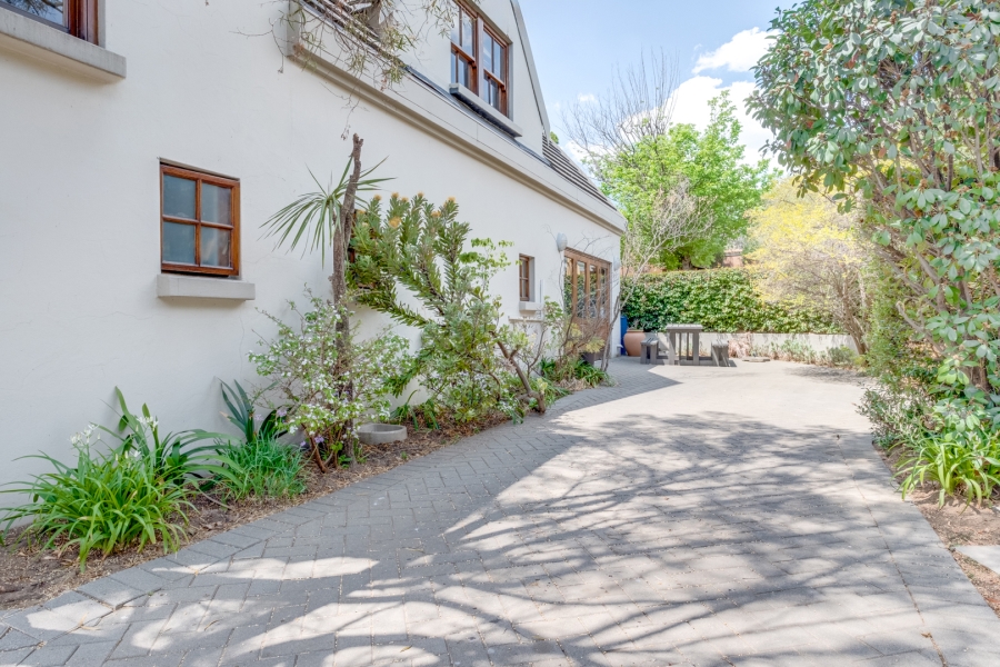 4 Bedroom Property for Sale in Bryanston Gauteng