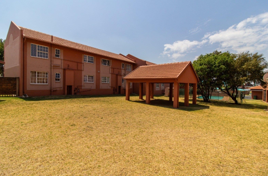 2 Bedroom Property for Sale in Meyersdal Gauteng