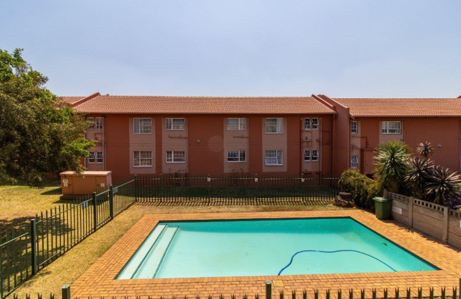 2 Bedroom Property for Sale in Meyersdal Gauteng