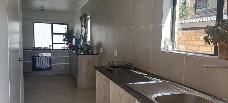 3 Bedroom Property for Sale in Radiokop Gauteng