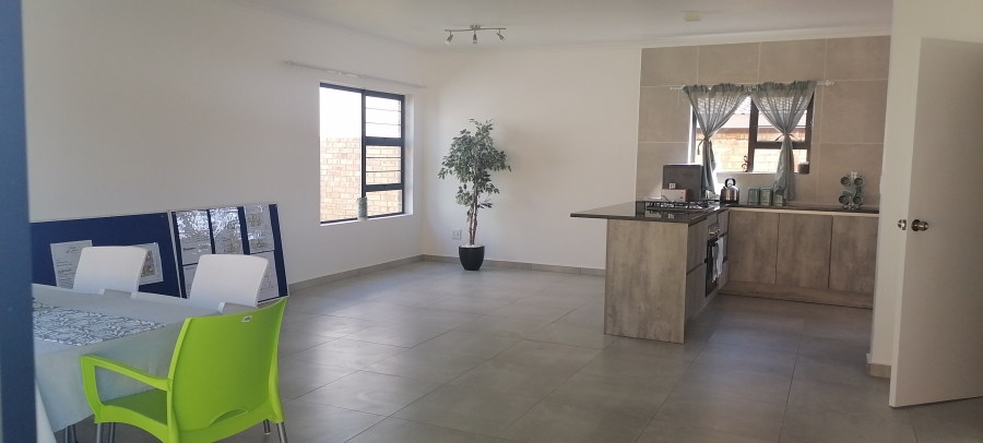 3 Bedroom Property for Sale in Radiokop Gauteng