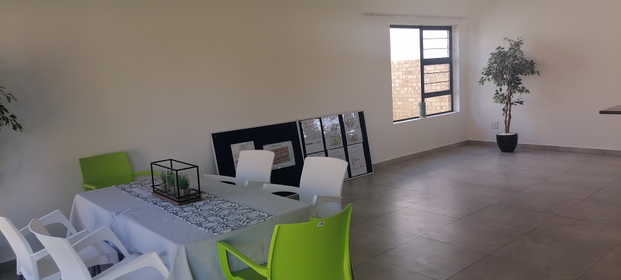 3 Bedroom Property for Sale in Radiokop Gauteng