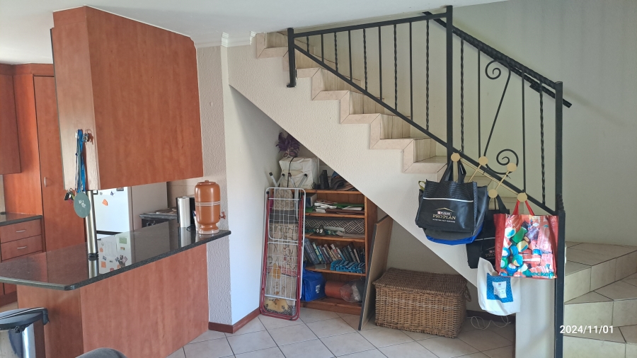 2 Bedroom Property for Sale in Annlin Gauteng