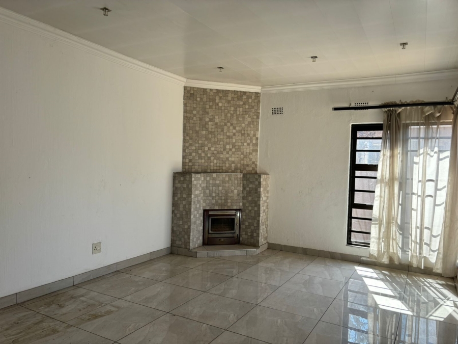 3 Bedroom Property for Sale in Actonville Gauteng