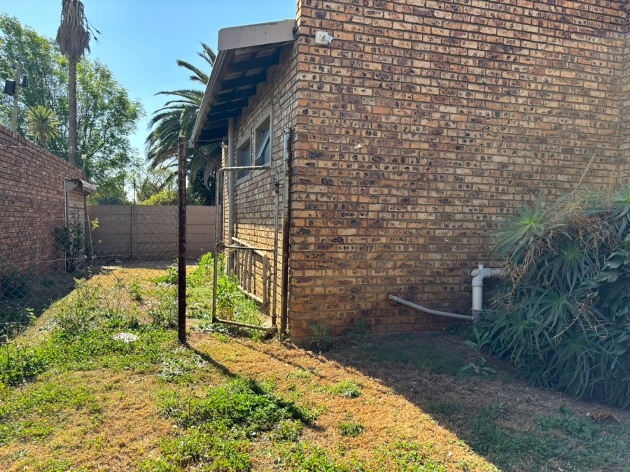 3 Bedroom Property for Sale in Actonville Gauteng