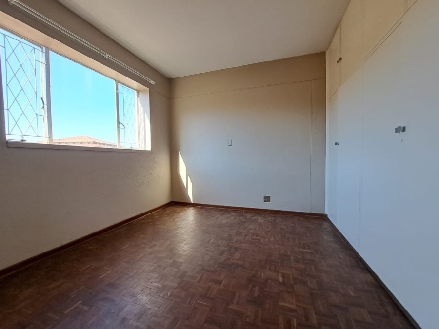 2 Bedroom Property for Sale in Three Rivers Proper Gauteng