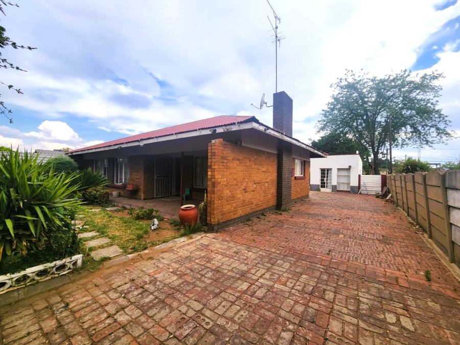 3 Bedroom Property for Sale in Three Rivers Gauteng