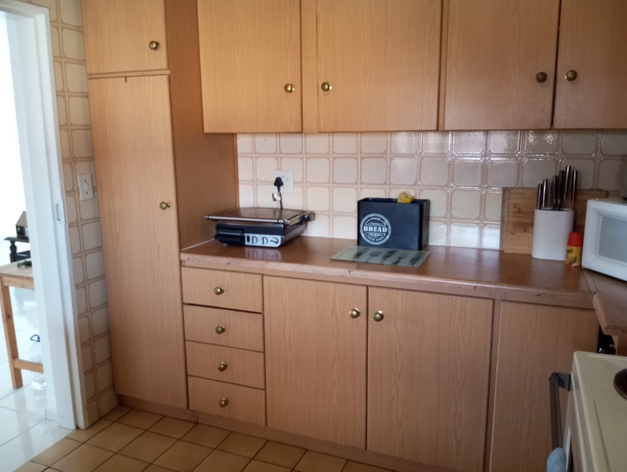 2 Bedroom Property for Sale in Greenhills Gauteng