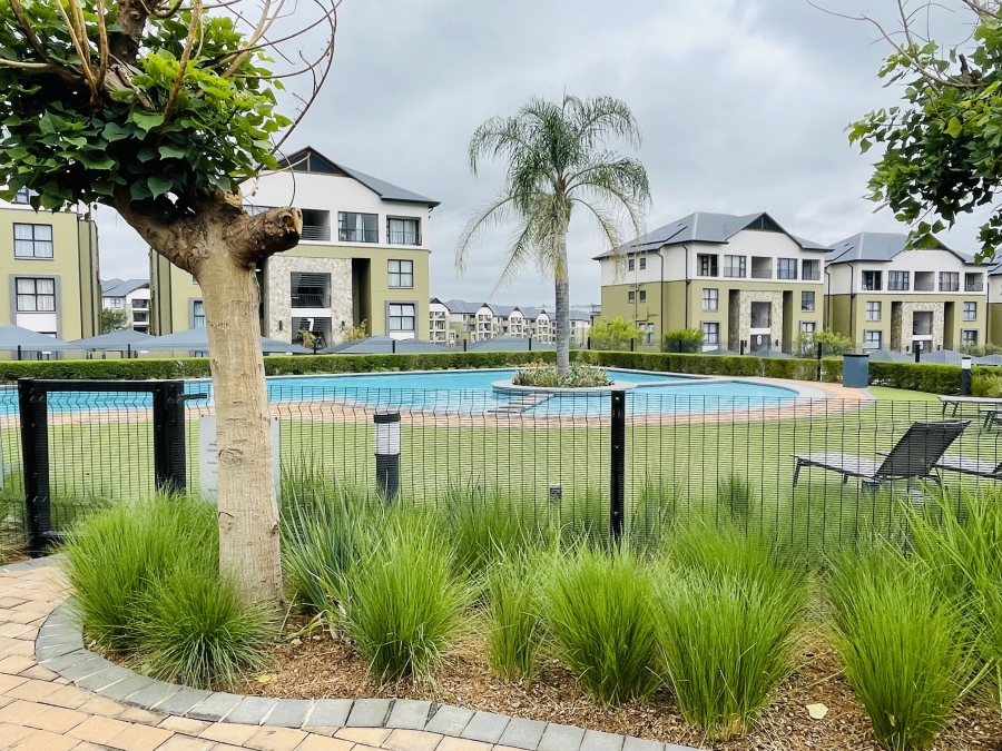 To Let 3 Bedroom Property for Rent in Waterfall Gauteng