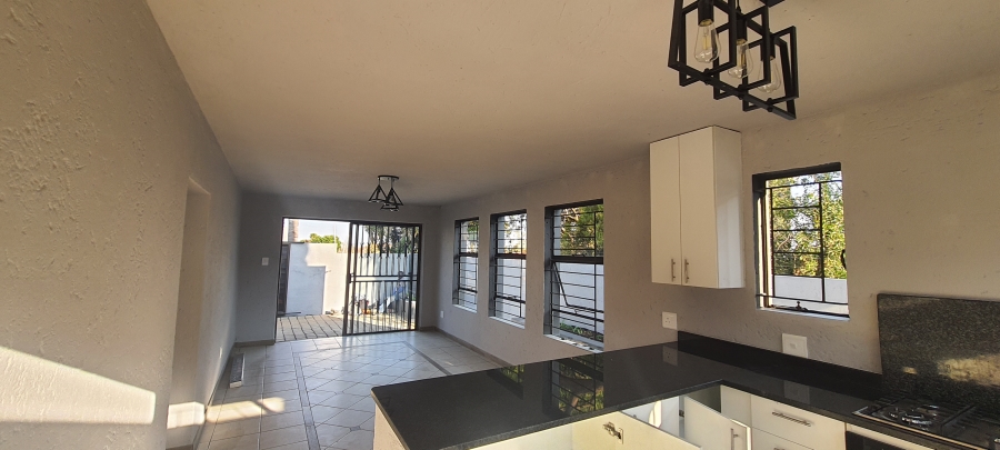 To Let 1 Bedroom Property for Rent in Bassonia Gauteng