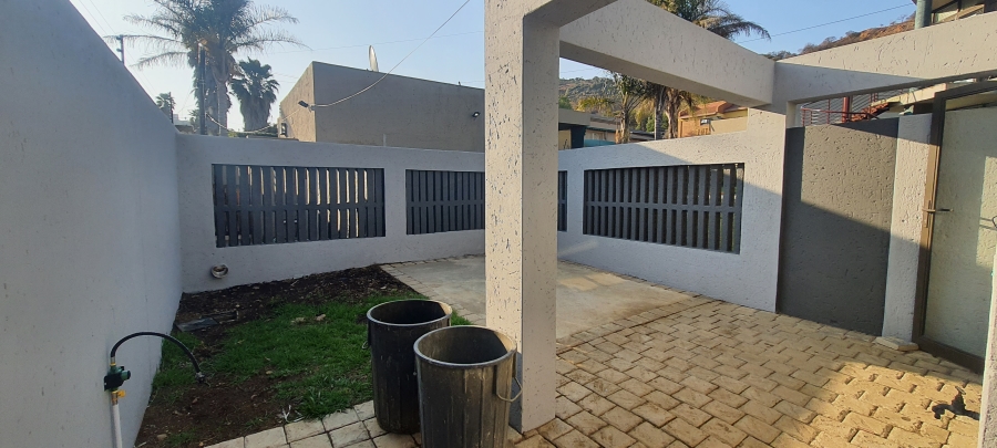 To Let 1 Bedroom Property for Rent in Bassonia Gauteng