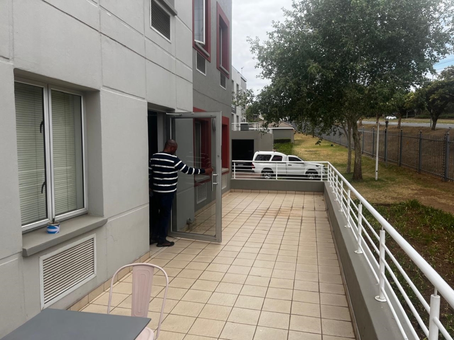 To Let commercial Property for Rent in Greenstone Hill Gauteng