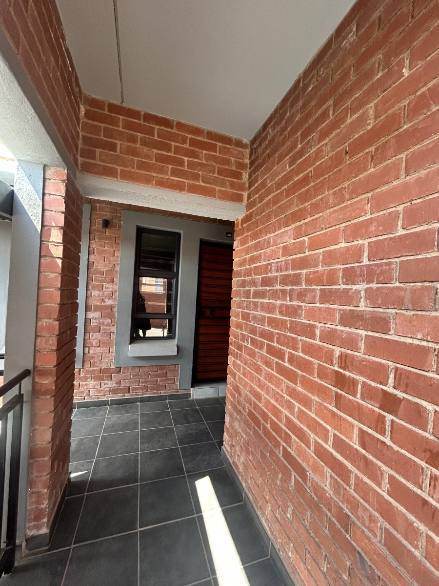 3 Bedroom Property for Sale in Witpoortjie Gauteng