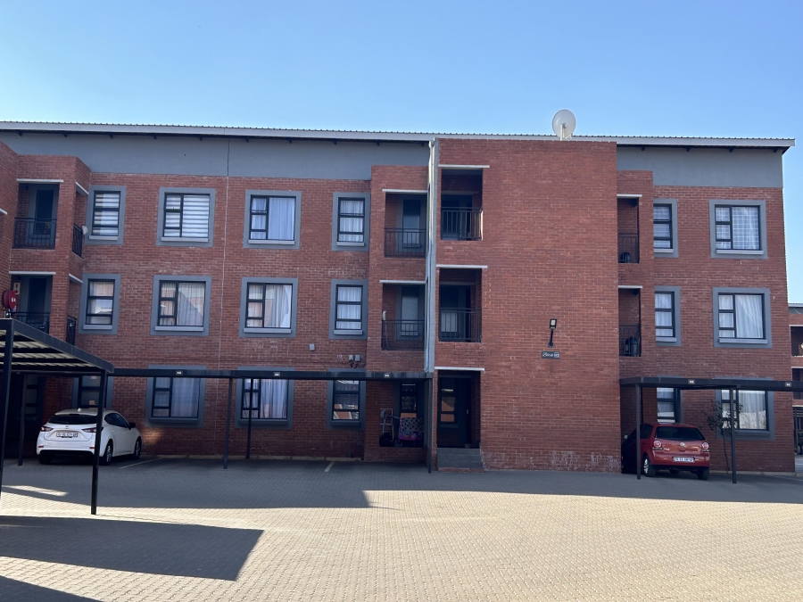 3 Bedroom Property for Sale in Witpoortjie Gauteng