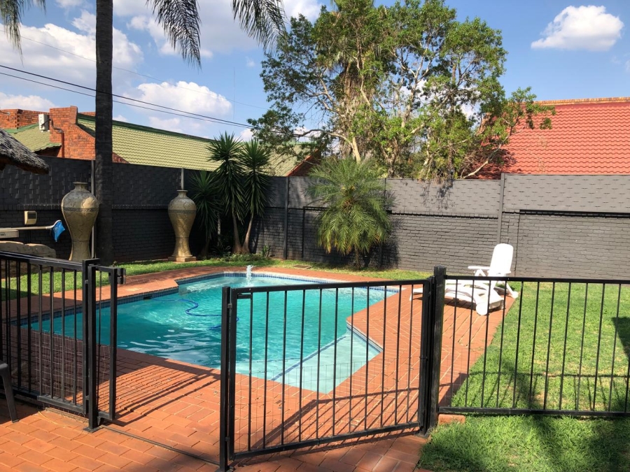 5 Bedroom Property for Sale in Montana Park Gauteng