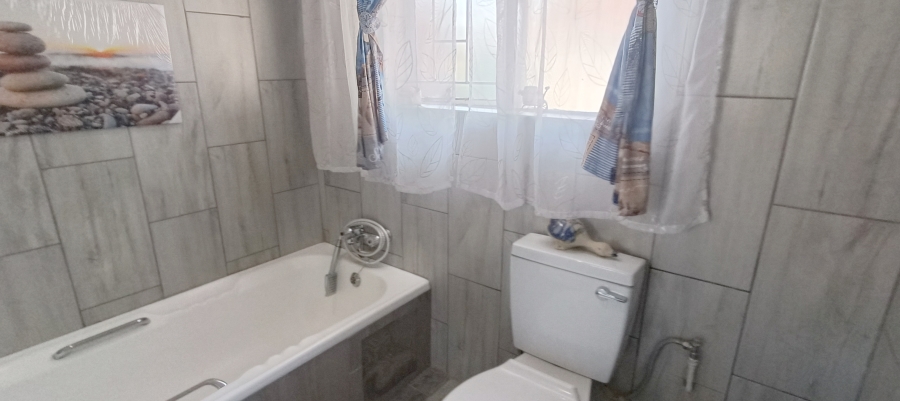 3 Bedroom Property for Sale in Doornpoort Gauteng