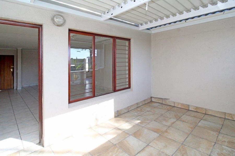 To Let 2 Bedroom Property for Rent in Marais Steyn Park Gauteng