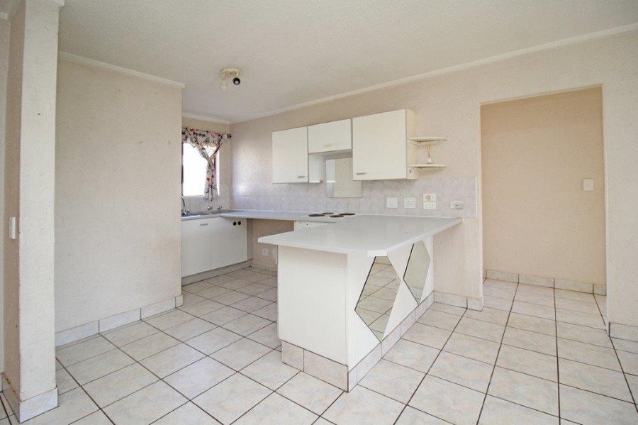 To Let 2 Bedroom Property for Rent in Marais Steyn Park Gauteng