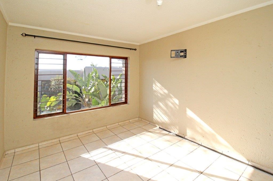 To Let 2 Bedroom Property for Rent in Marais Steyn Park Gauteng