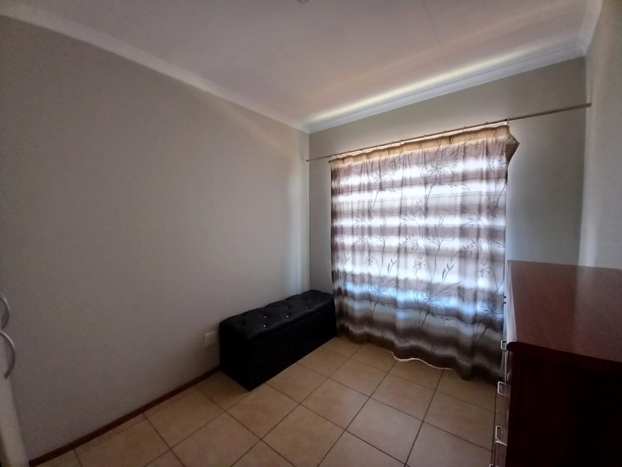 3 Bedroom Property for Sale in Glen Marais Gauteng