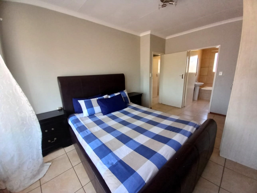 3 Bedroom Property for Sale in Glen Marais Gauteng