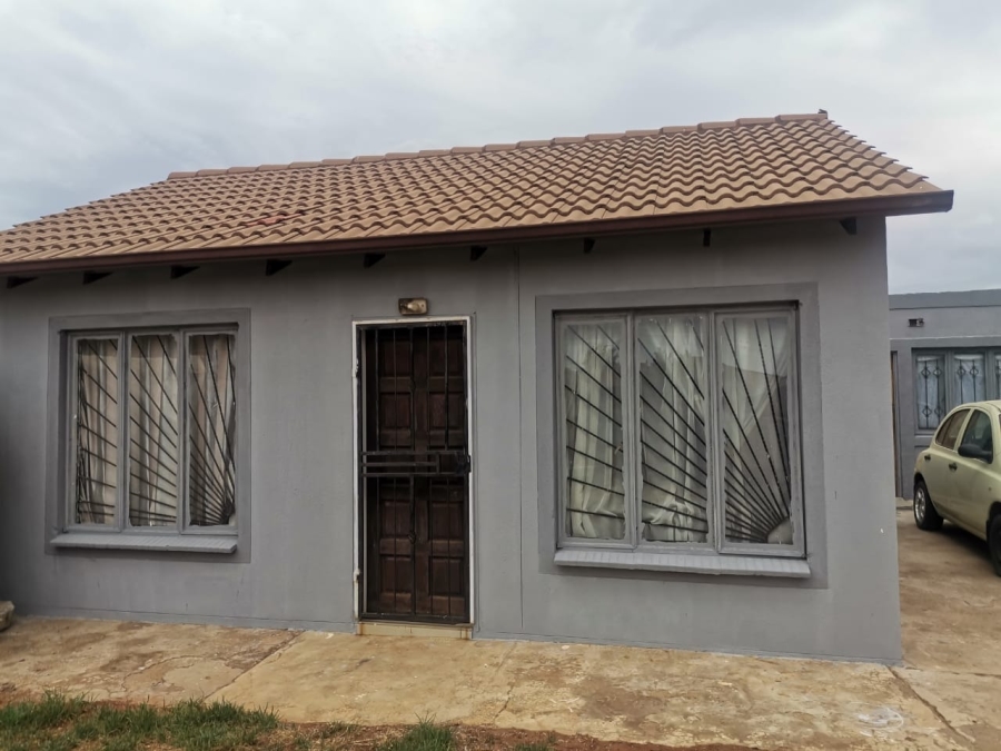 2 Bedroom Property for Sale in Protea Glen Gauteng