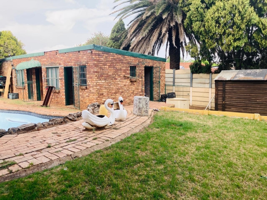 4 Bedroom Property for Sale in Dalview Gauteng