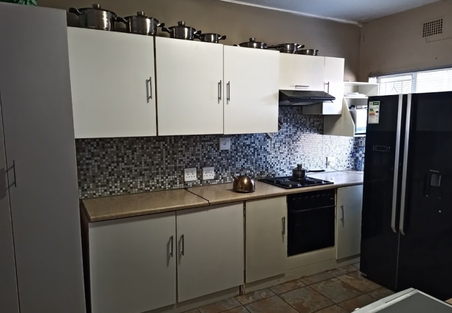 To Let 2 Bedroom Property for Rent in Brakpan Central Gauteng