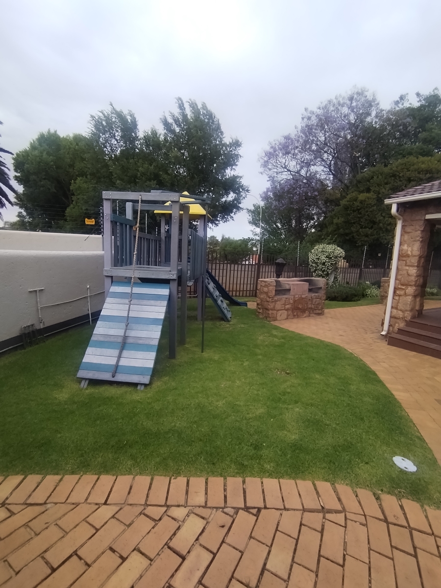 3 Bedroom Property for Sale in Eden Glen Gauteng