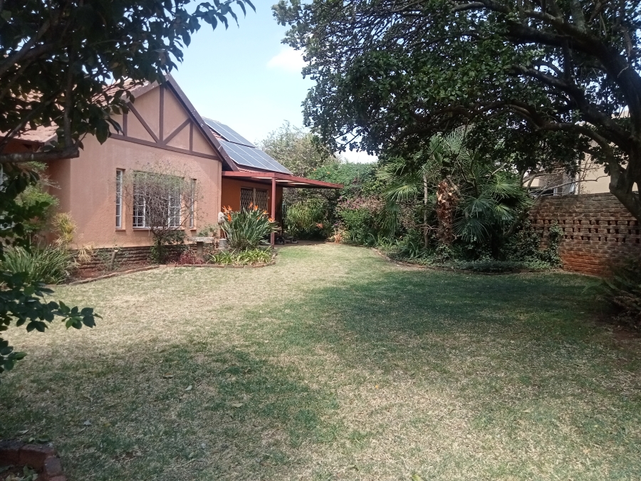 4 Bedroom Property for Sale in Doringkloof Gauteng