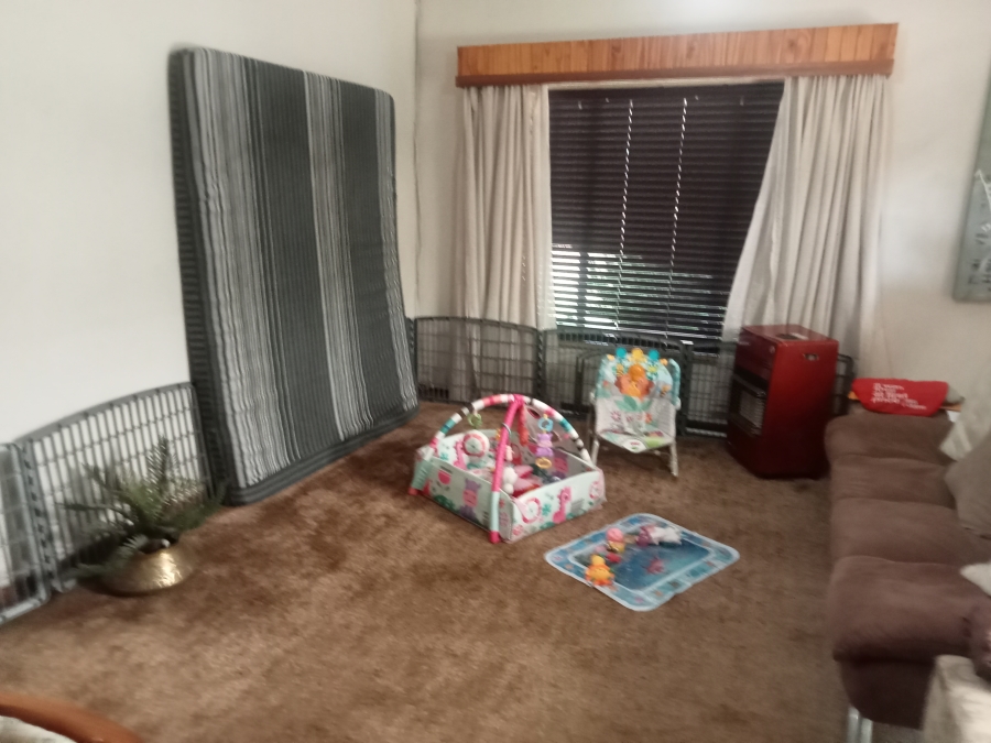 4 Bedroom Property for Sale in Doringkloof Gauteng