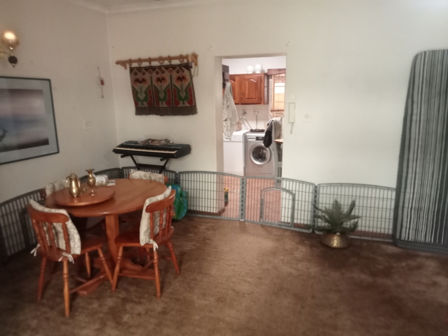 4 Bedroom Property for Sale in Doringkloof Gauteng