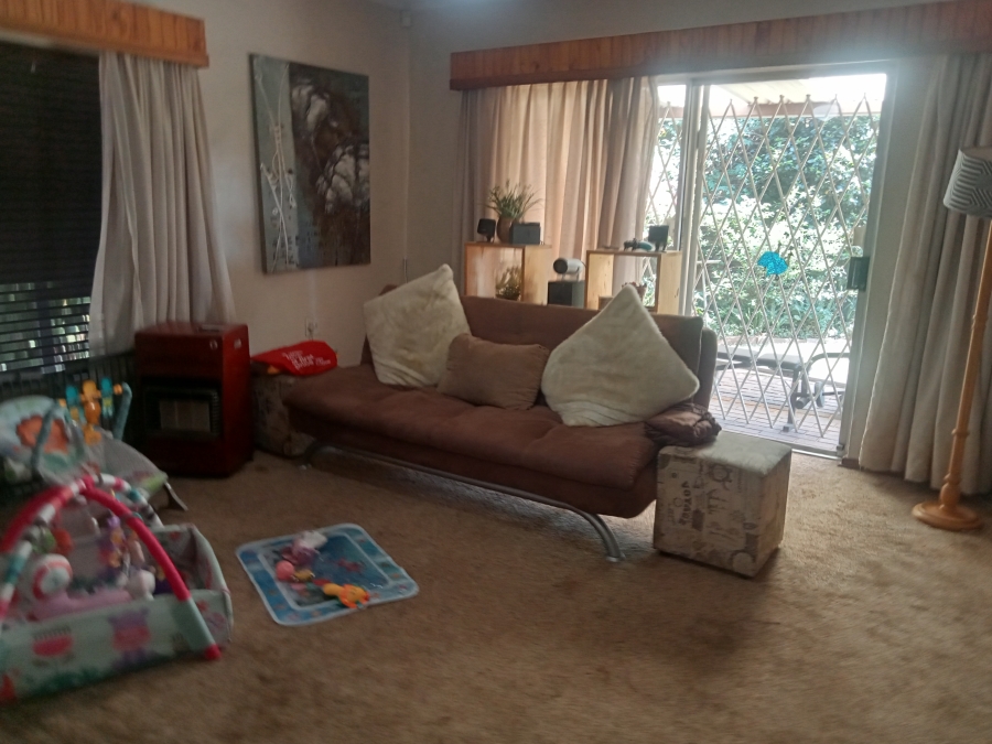 4 Bedroom Property for Sale in Doringkloof Gauteng