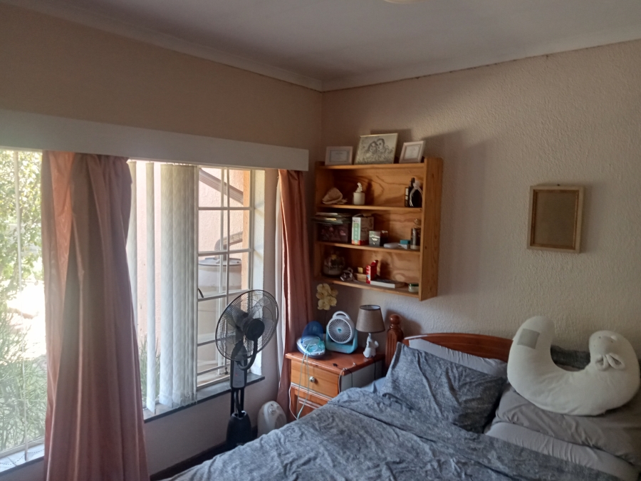 4 Bedroom Property for Sale in Doringkloof Gauteng