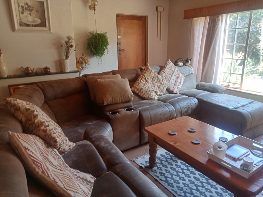 4 Bedroom Property for Sale in Doringkloof Gauteng