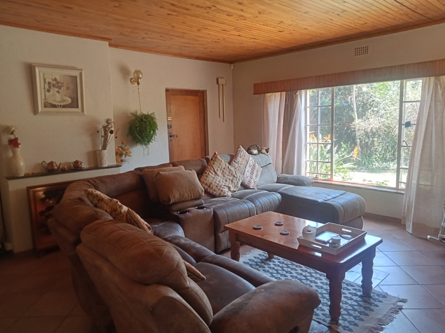 4 Bedroom Property for Sale in Doringkloof Gauteng