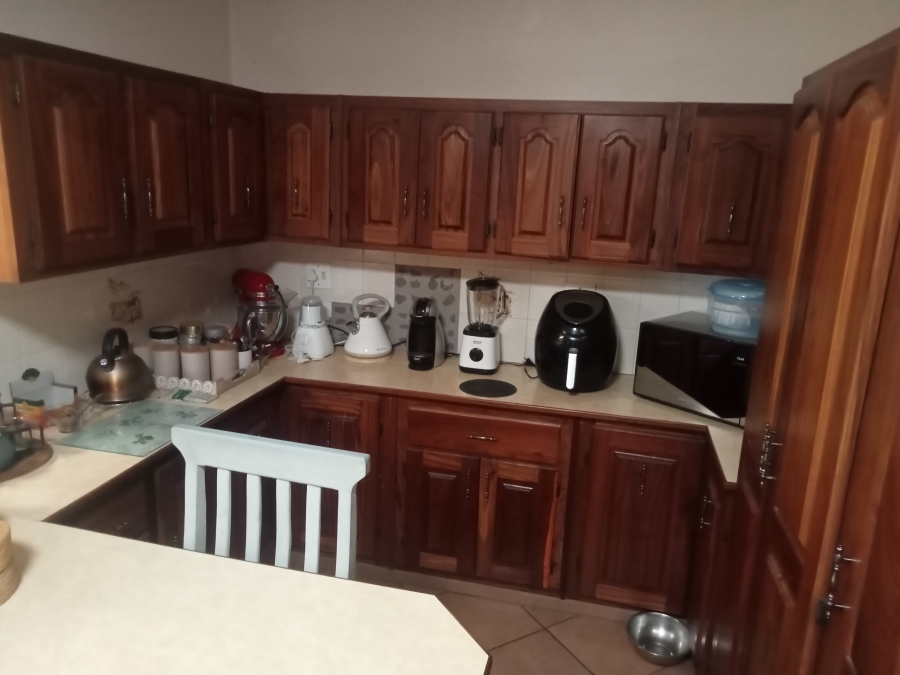 4 Bedroom Property for Sale in Doringkloof Gauteng