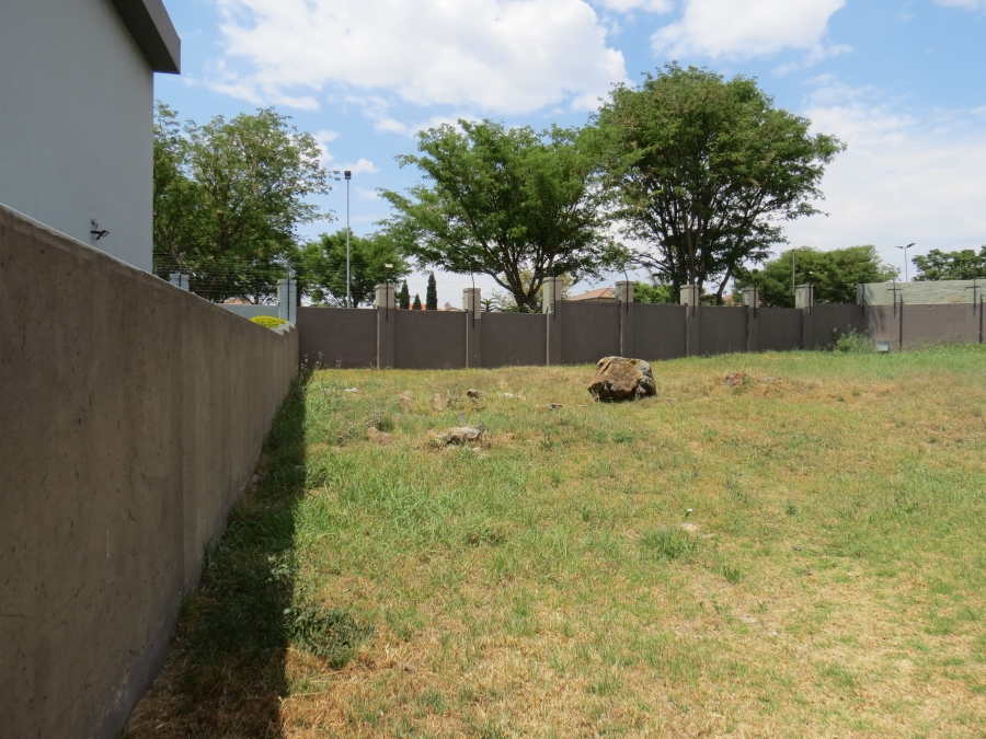 0 Bedroom Property for Sale in Greenstone Hill Gauteng