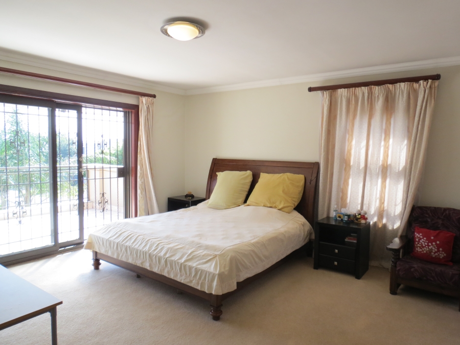 To Let 4 Bedroom Property for Rent in Greenstone Hill Gauteng