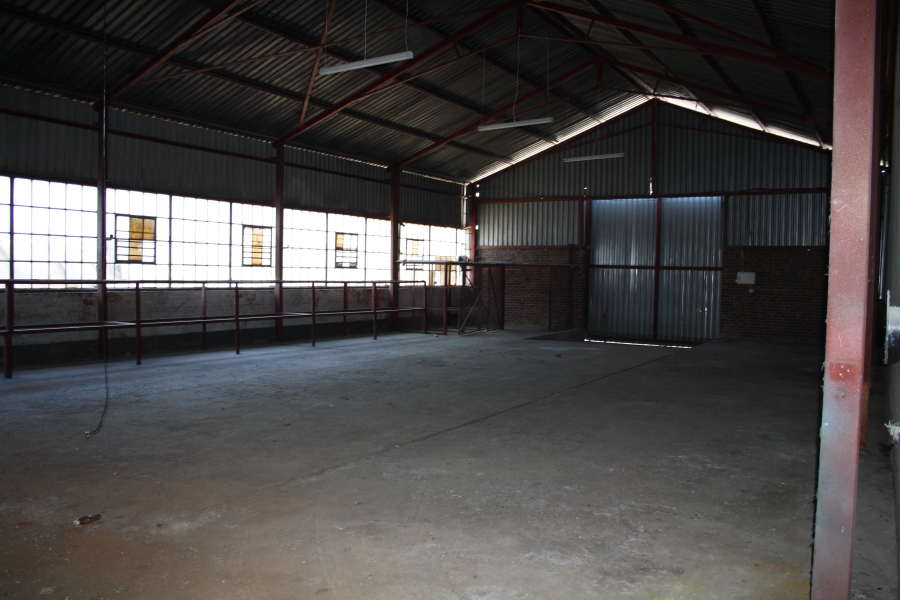 To Let commercial Property for Rent in Anderbolt Gauteng