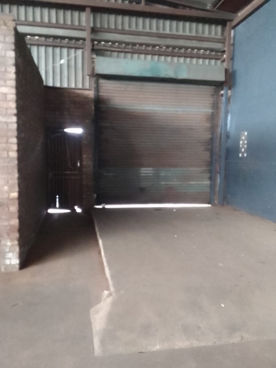 To Let commercial Property for Rent in Anderbolt Gauteng