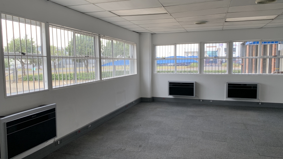 To Let commercial Property for Rent in Spartan Gauteng