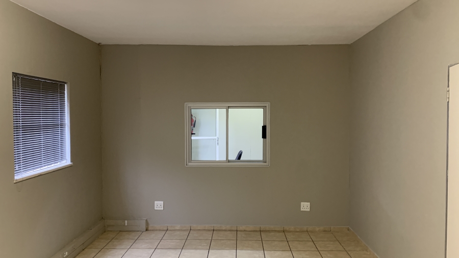 To Let commercial Property for Rent in Spartan Gauteng