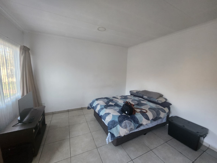 To Let 1 Bedroom Property for Rent in Elspark Gauteng