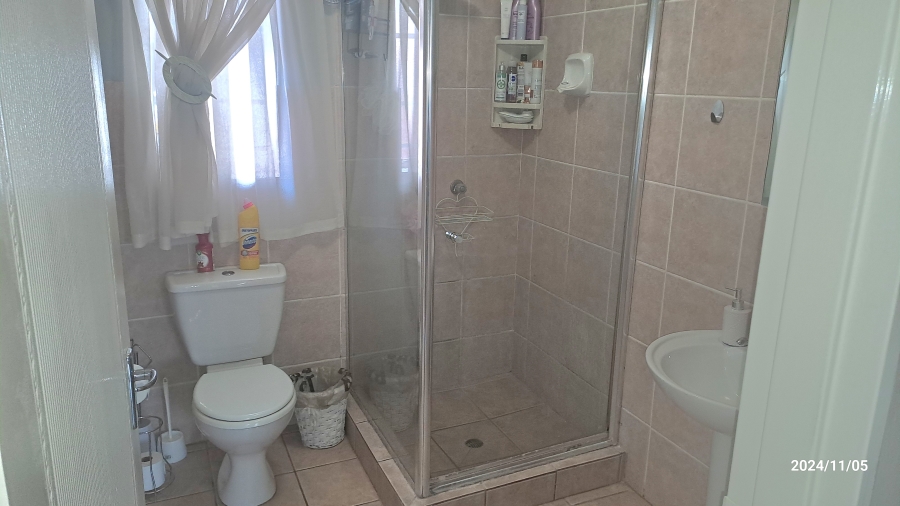 To Let 2 Bedroom Property for Rent in Montana Gauteng