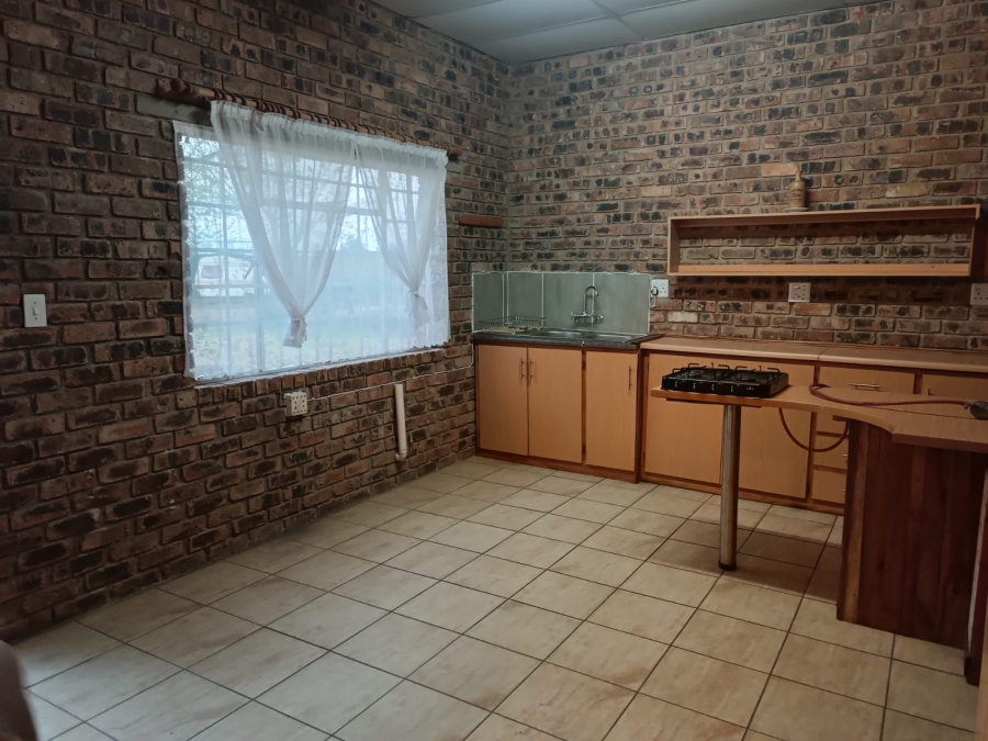 1 Bedroom Property for Sale in Van Der Merwes Kroon Gauteng