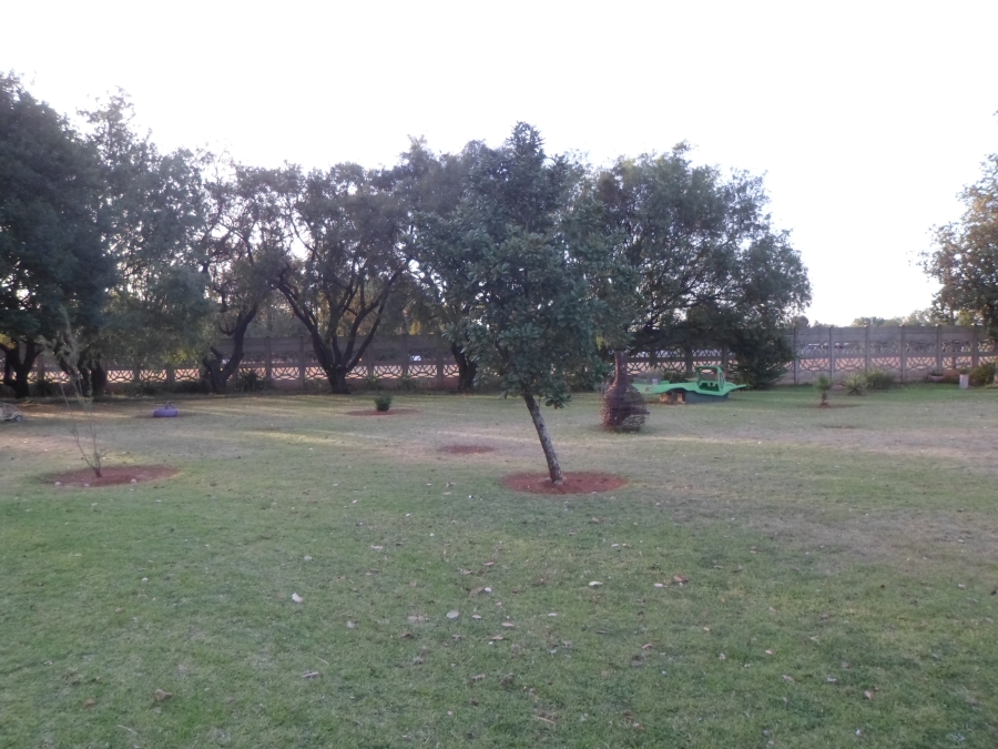 1 Bedroom Property for Sale in Van Der Merwes Kroon Gauteng