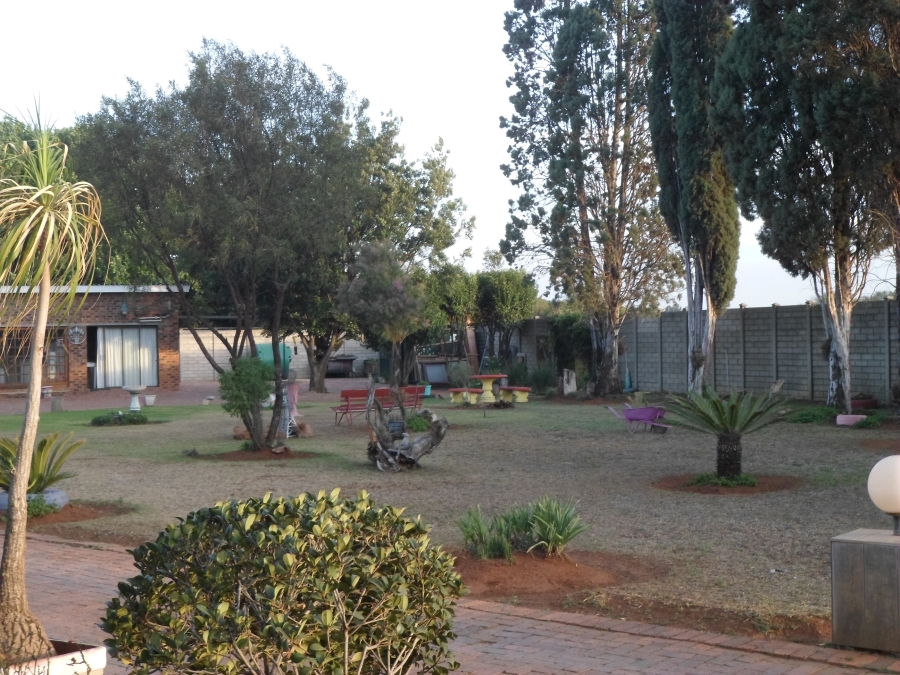 1 Bedroom Property for Sale in Van Der Merwes Kroon Gauteng